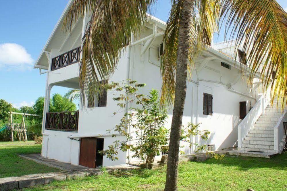 Au Jardin De Beausejour Hotel Capesterre Екстериор снимка