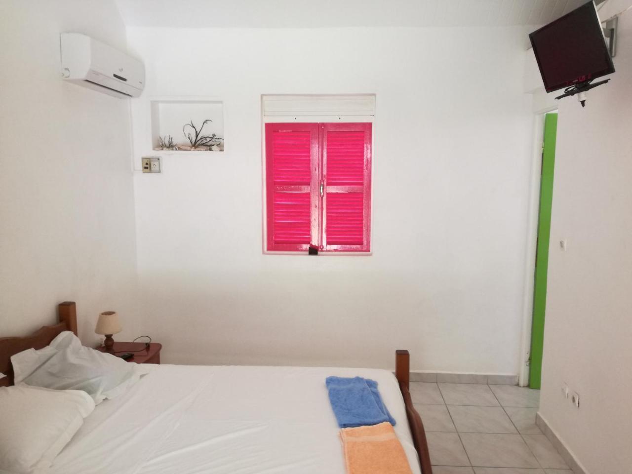 Au Jardin De Beausejour Hotel Capesterre Екстериор снимка